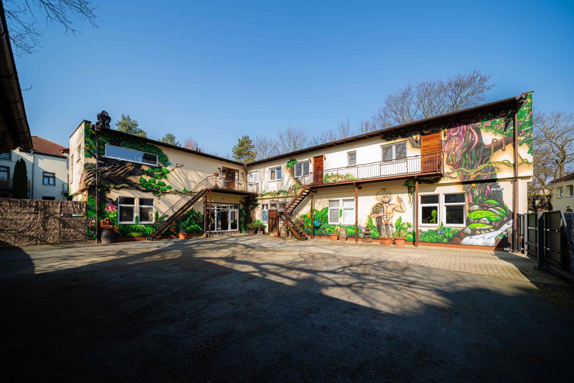 Apartment White Der Sportschule Badura Leipzig Dış mekan fotoğraf